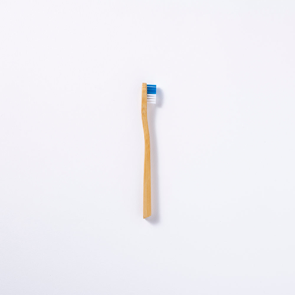 Omamori エコ竹歯ブラシ (子ども用)
